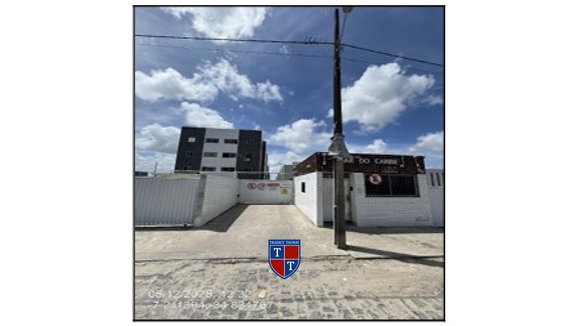 APARTAMENTO em PARATIBE