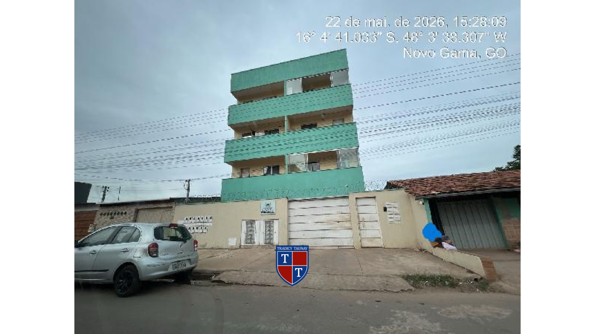 APARTAMENTO em LOTEAMENTO LUNABEL 3B