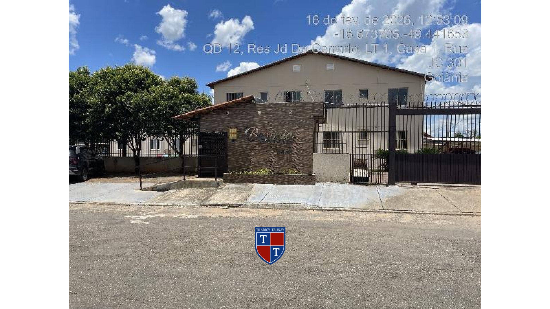 APARTAMENTO em RESIDENCIAL JARDINS DO CERRADO 7