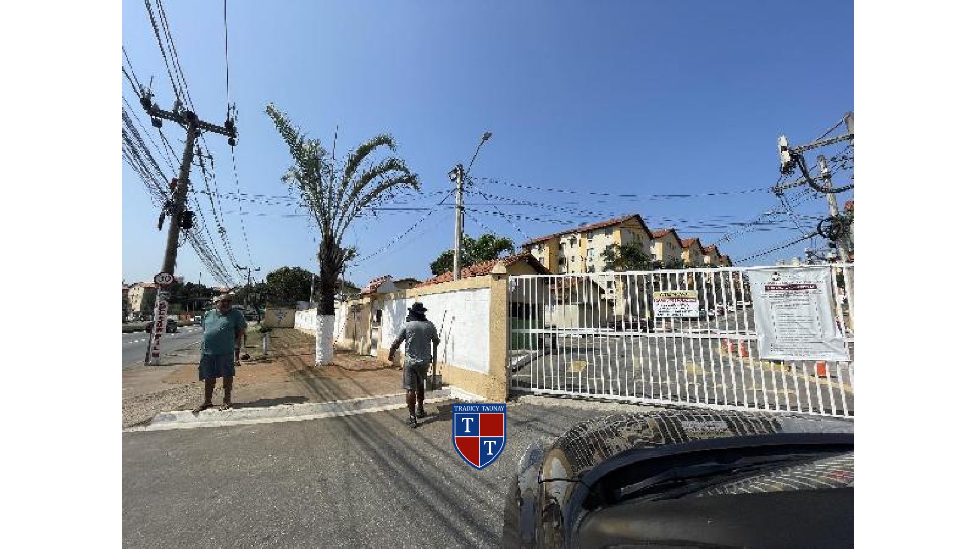 APARTAMENTO em SANTA CRUZ