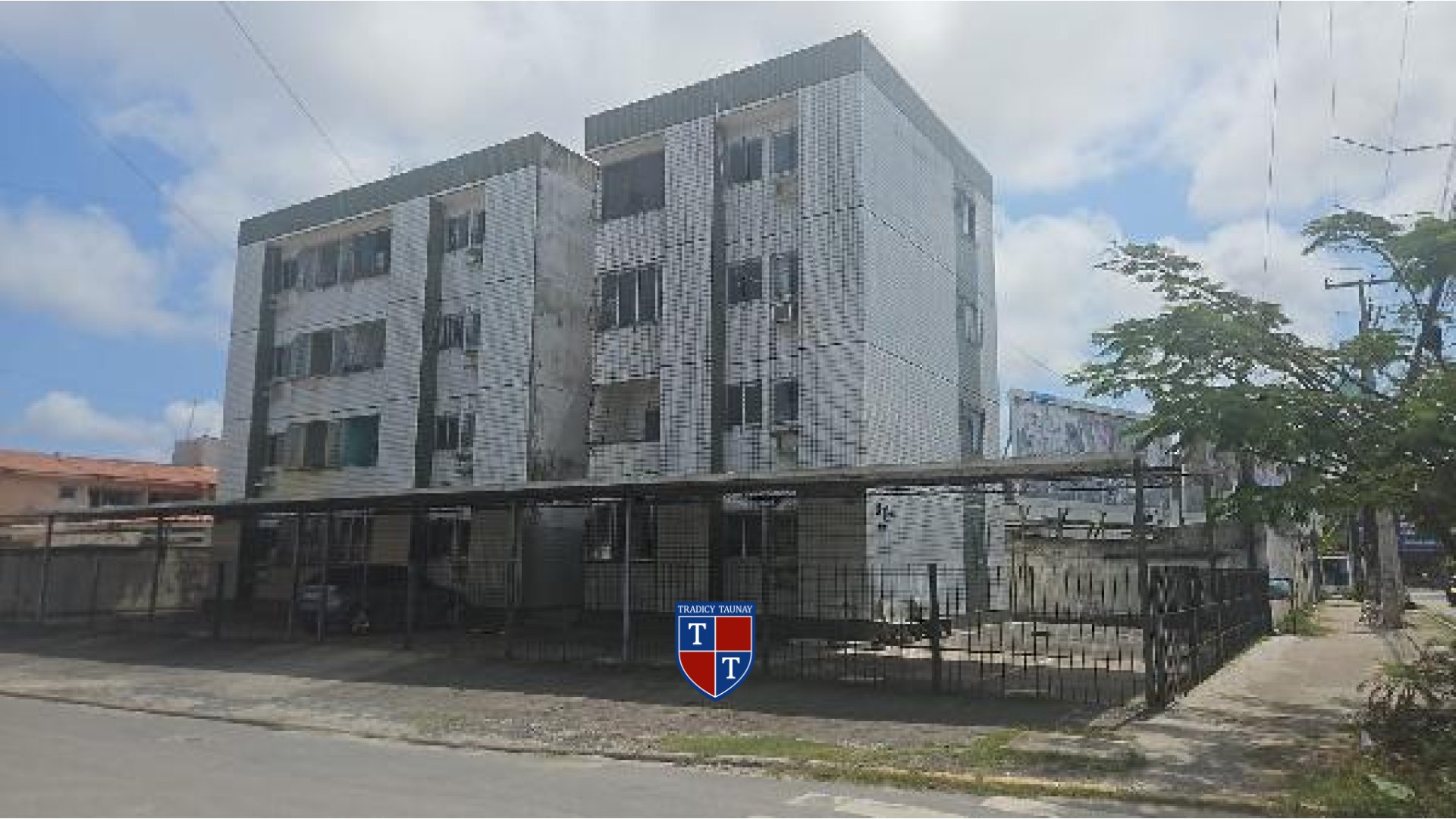 Foto 1 de APARTAMENTO em JARDIM ATLANTICO - Imóvel Retomado Caixa