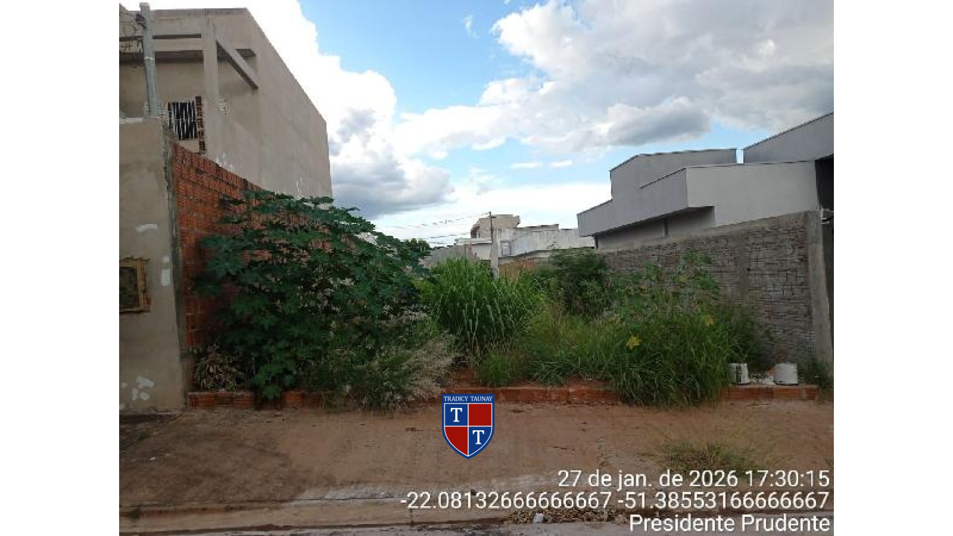 TERRENO em RESIDENCIAL NOVO HORIZONTE