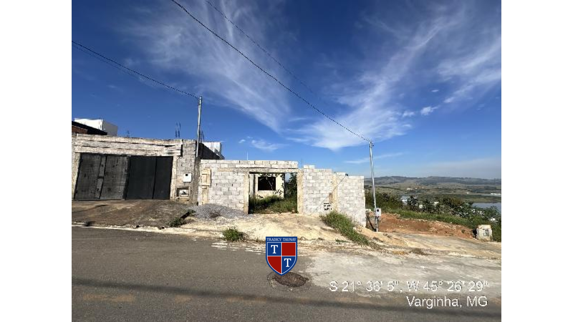 TERRENO em VALE DOS COQUEIROS