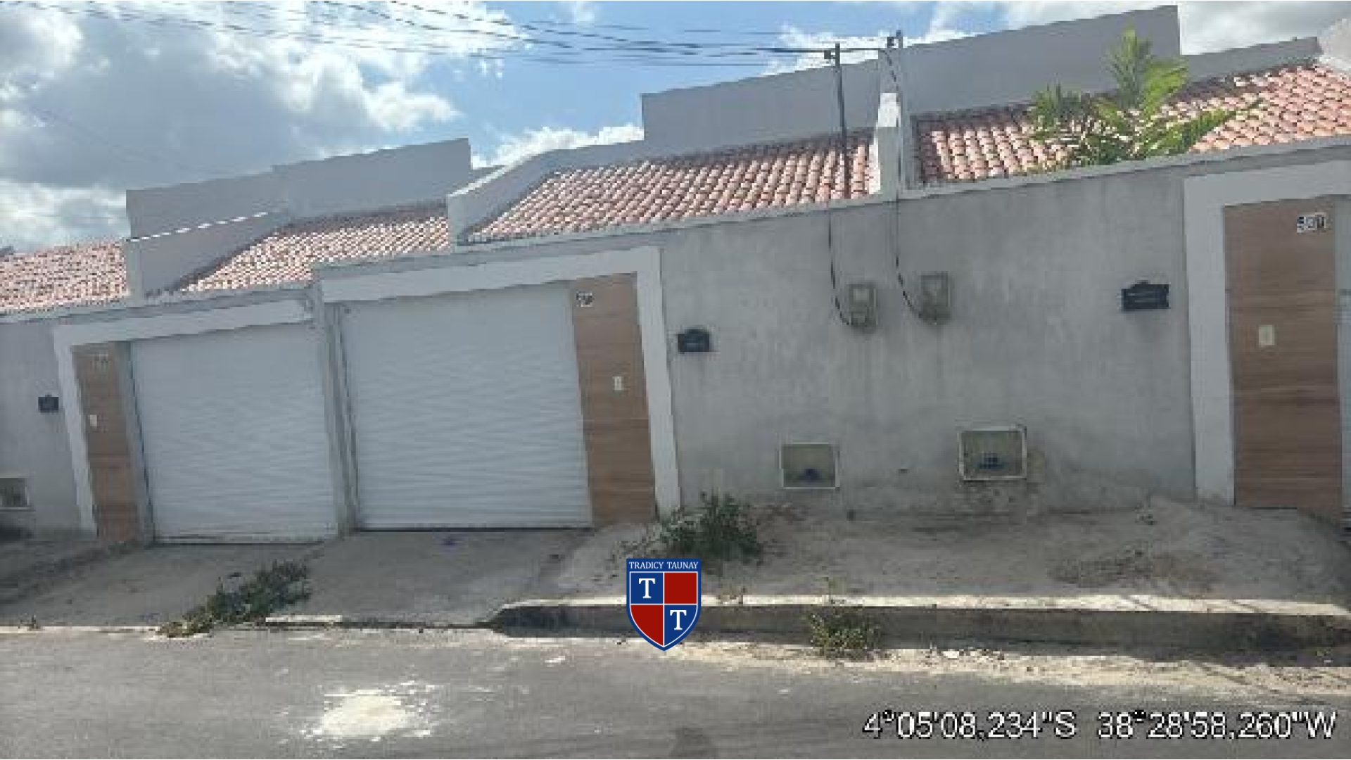 CASA em OLHO D'AGUA
