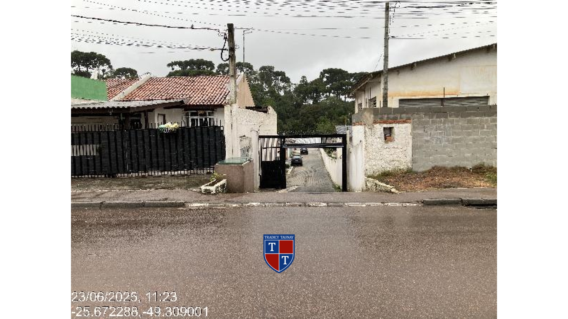 Foto 1 de CASA em GRALHA AZUL, FAZENDA RIO GRANDE/PR - Imóvel Retomado CAIXA Ref 8444435489942