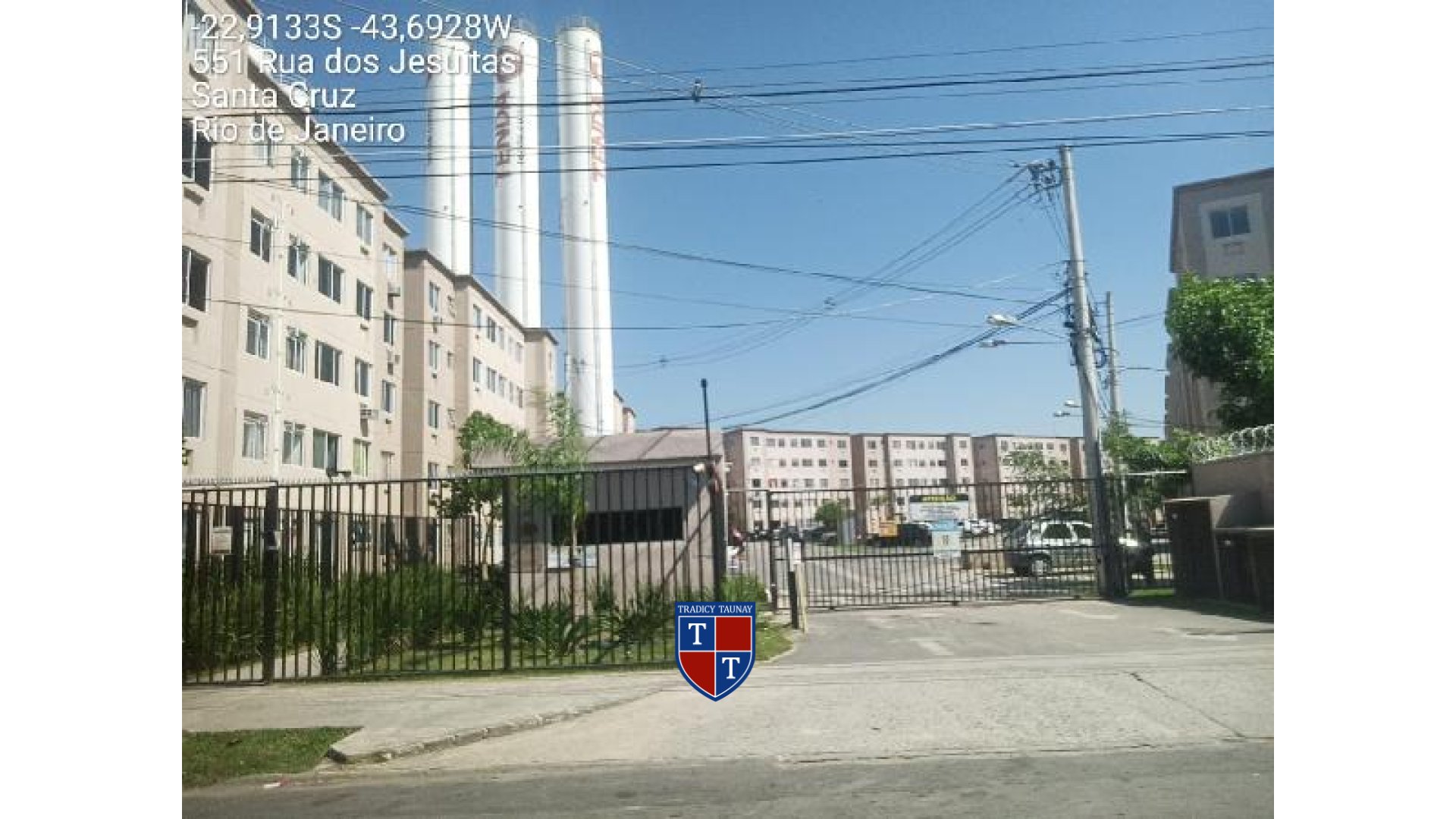 APARTAMENTO em SANTA CRUZ