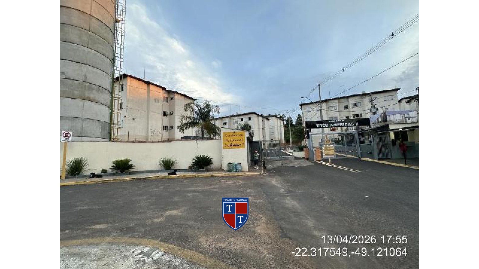 APARTAMENTO em NUCLEO HABITACIONAL VEREADOR EDSON FRANC