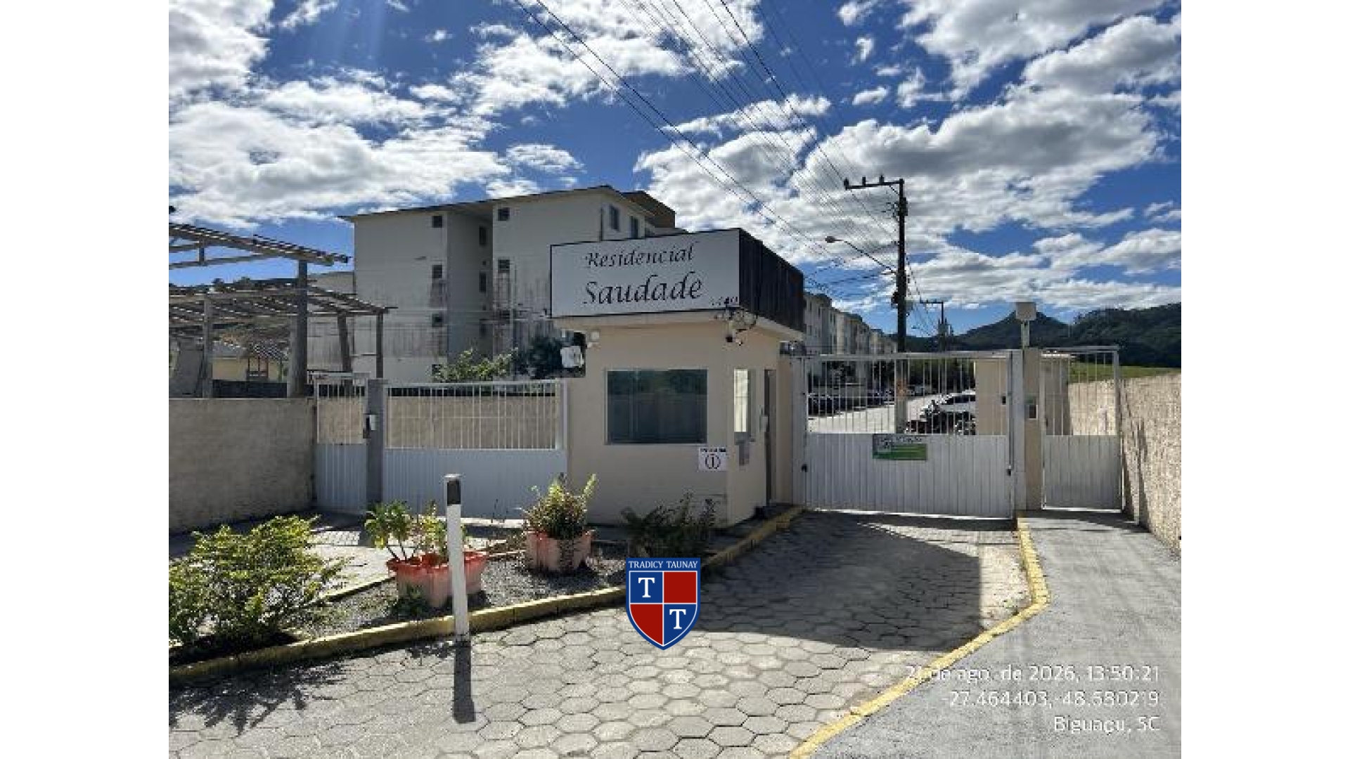 APARTAMENTO em ENCRUZILHADA