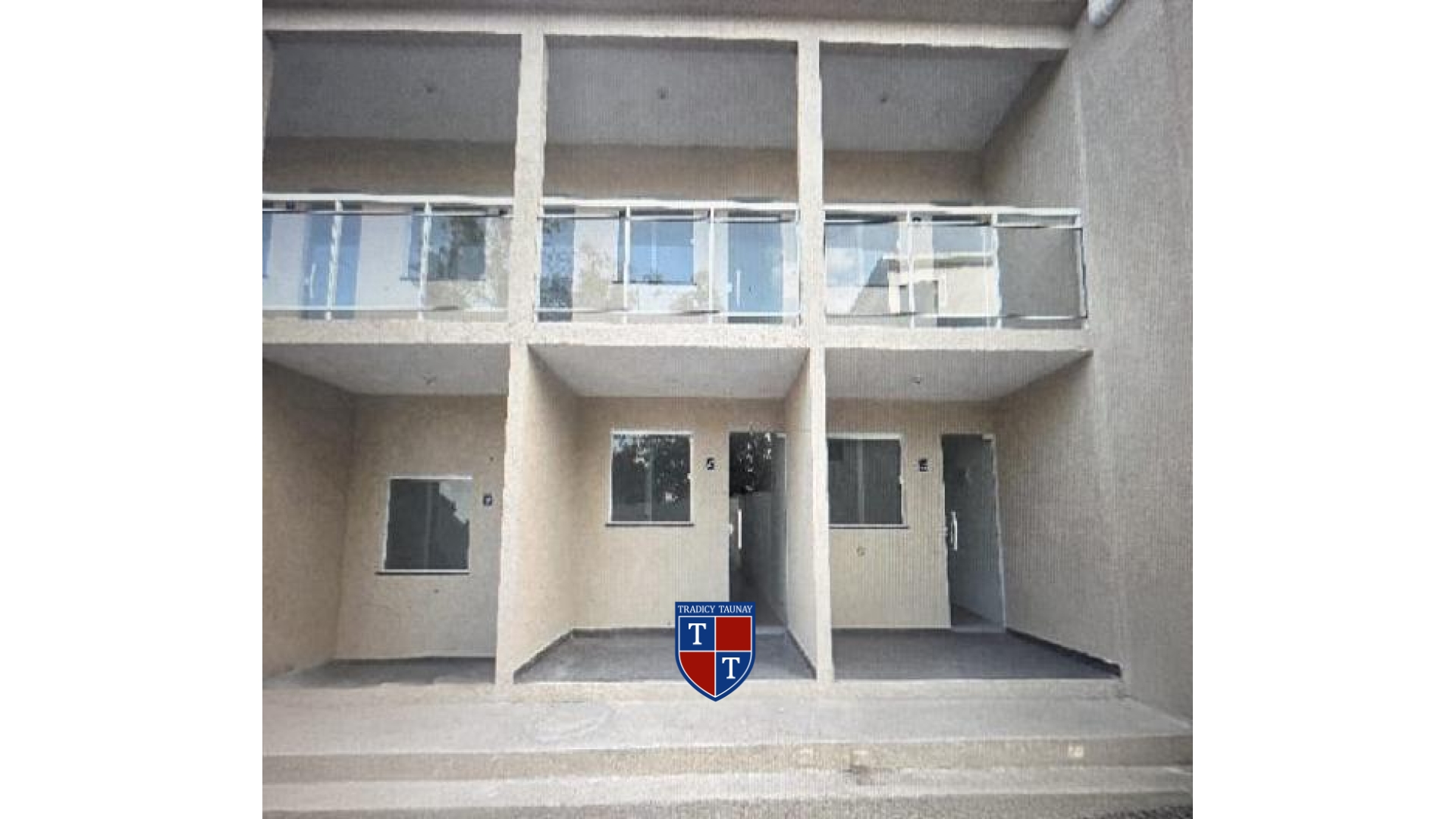 APARTAMENTO em LARANJAL