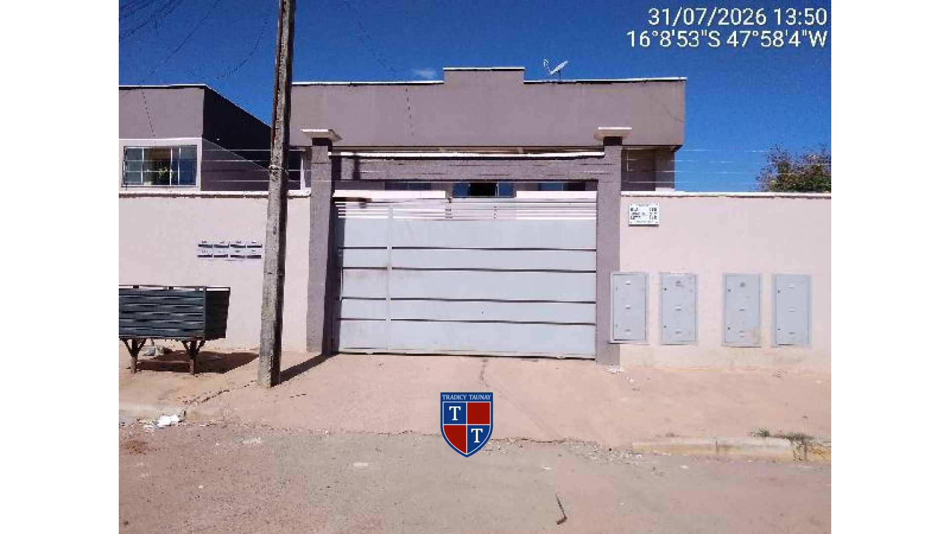 APARTAMENTO em PARQUE ESTRELA DALVA IX
