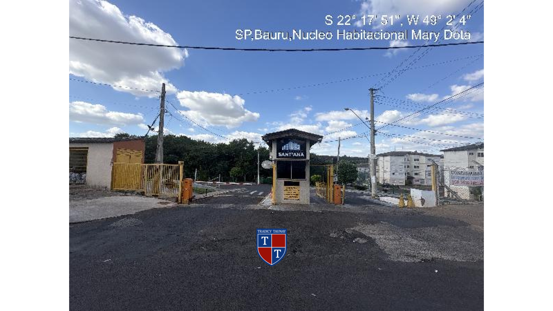 APARTAMENTO em NUCLEO HABITACIONAL MARY DOTA