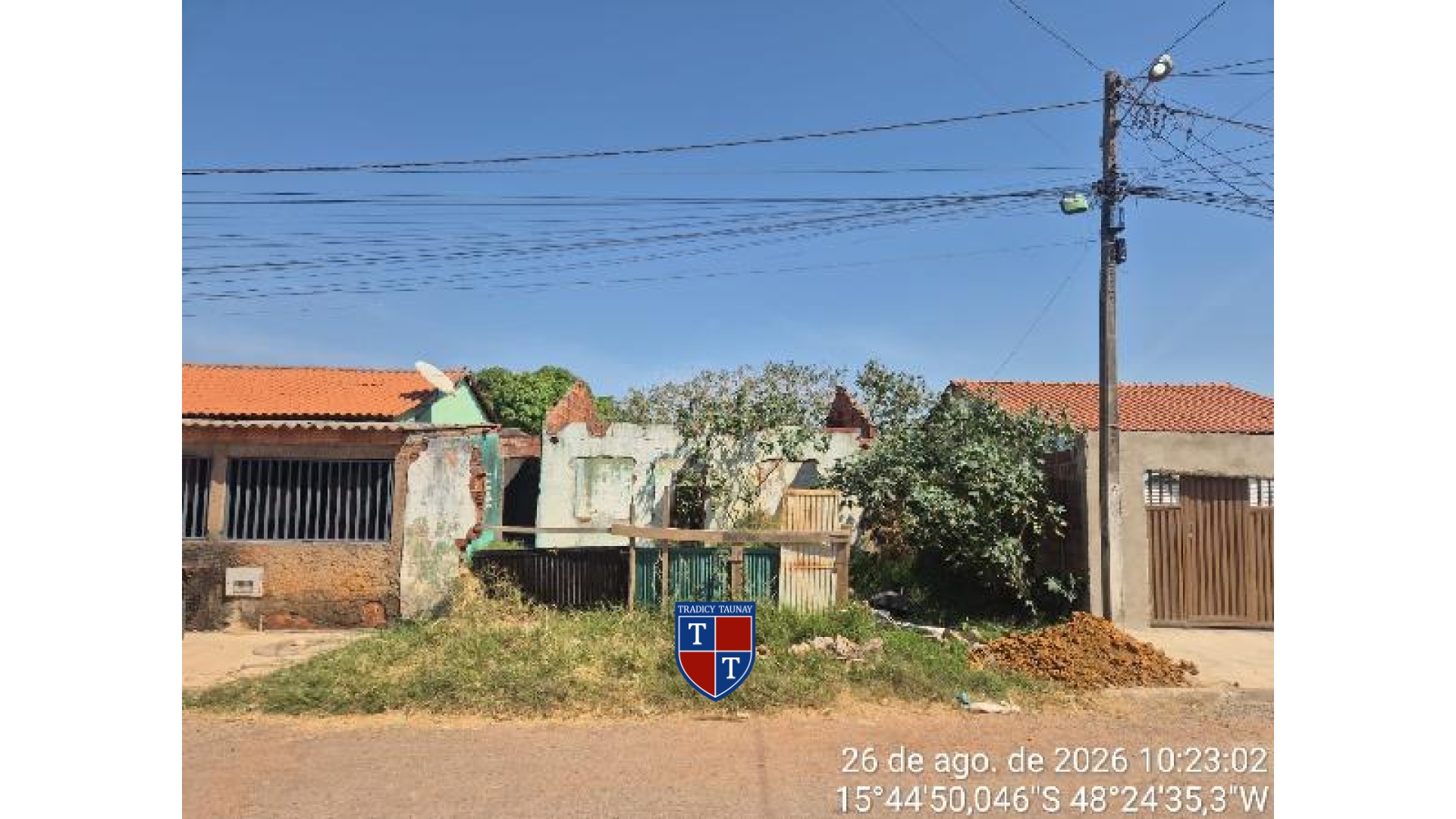 Foto 1 de CASA em LOT GIRASSOL RES, COCALZINHO DE GOIAS/GO - Imóvel Retomado CAIXA Ref 8555501093985