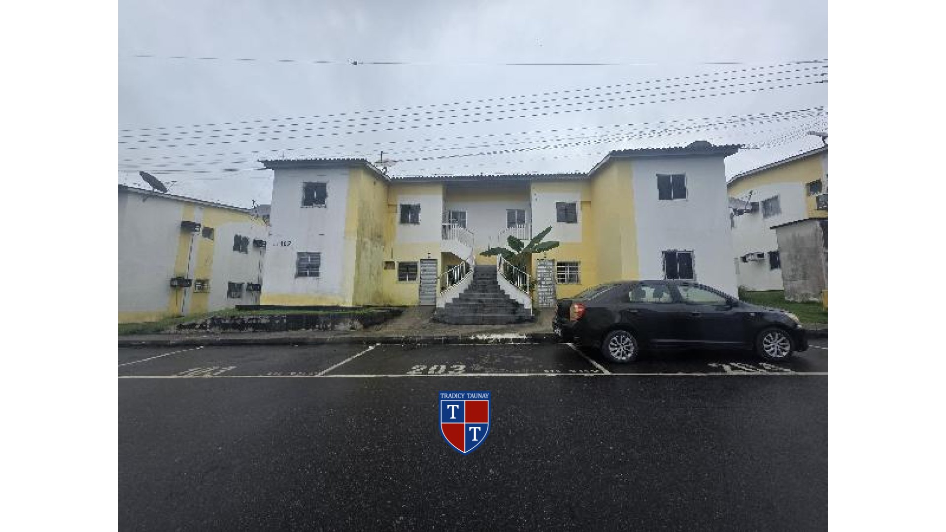 APARTAMENTO em LAGO AZUL