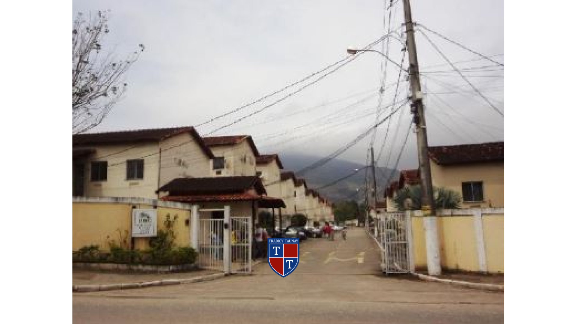 APARTAMENTO em JARDIM GUANDU