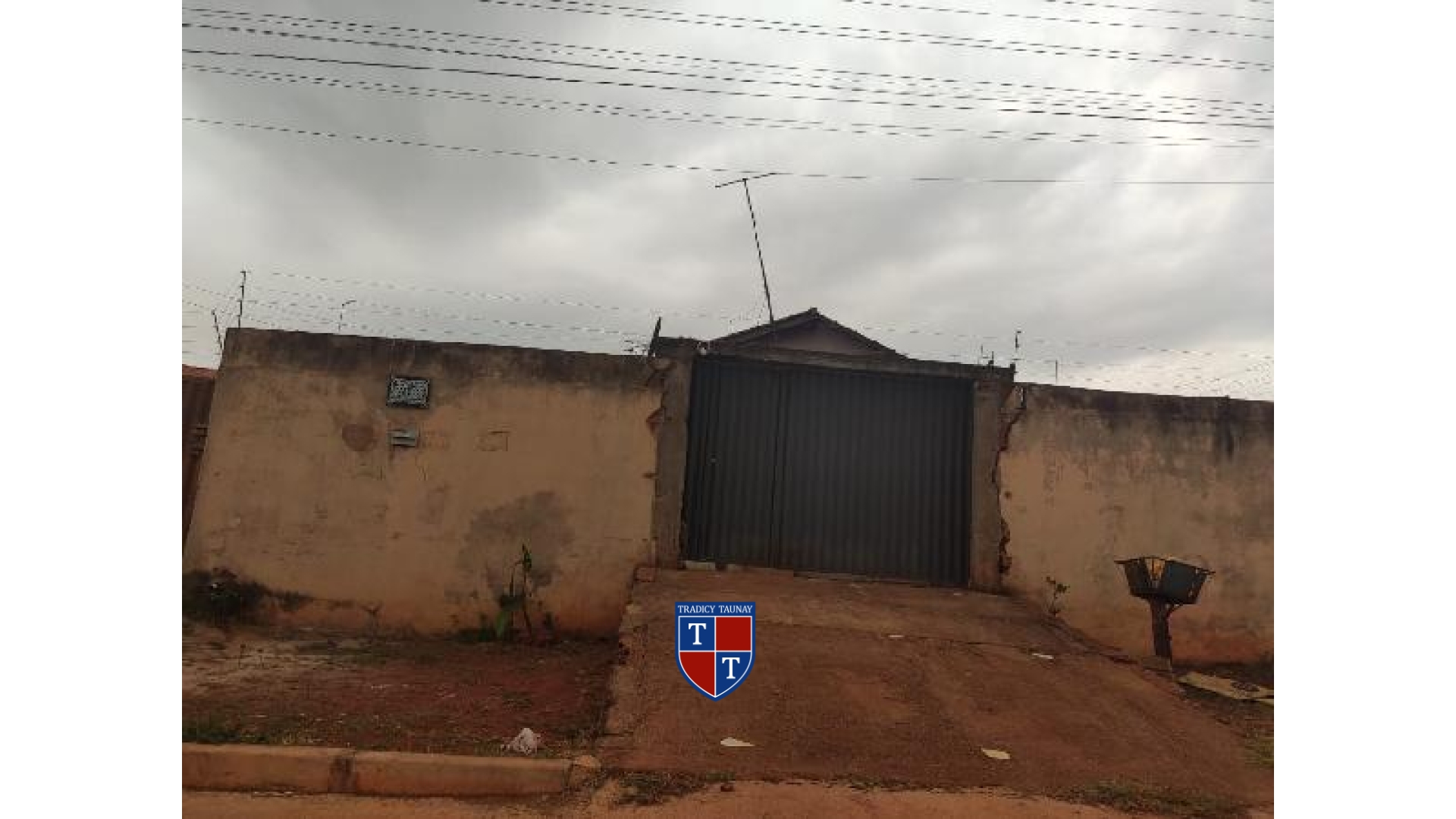 Foto 1 de CASA em MANSOES IMPERATRIZ, AGUAS LINDAS DE GOIAS/GO - Imóvel Retomado CAIXA Ref 8555510926544