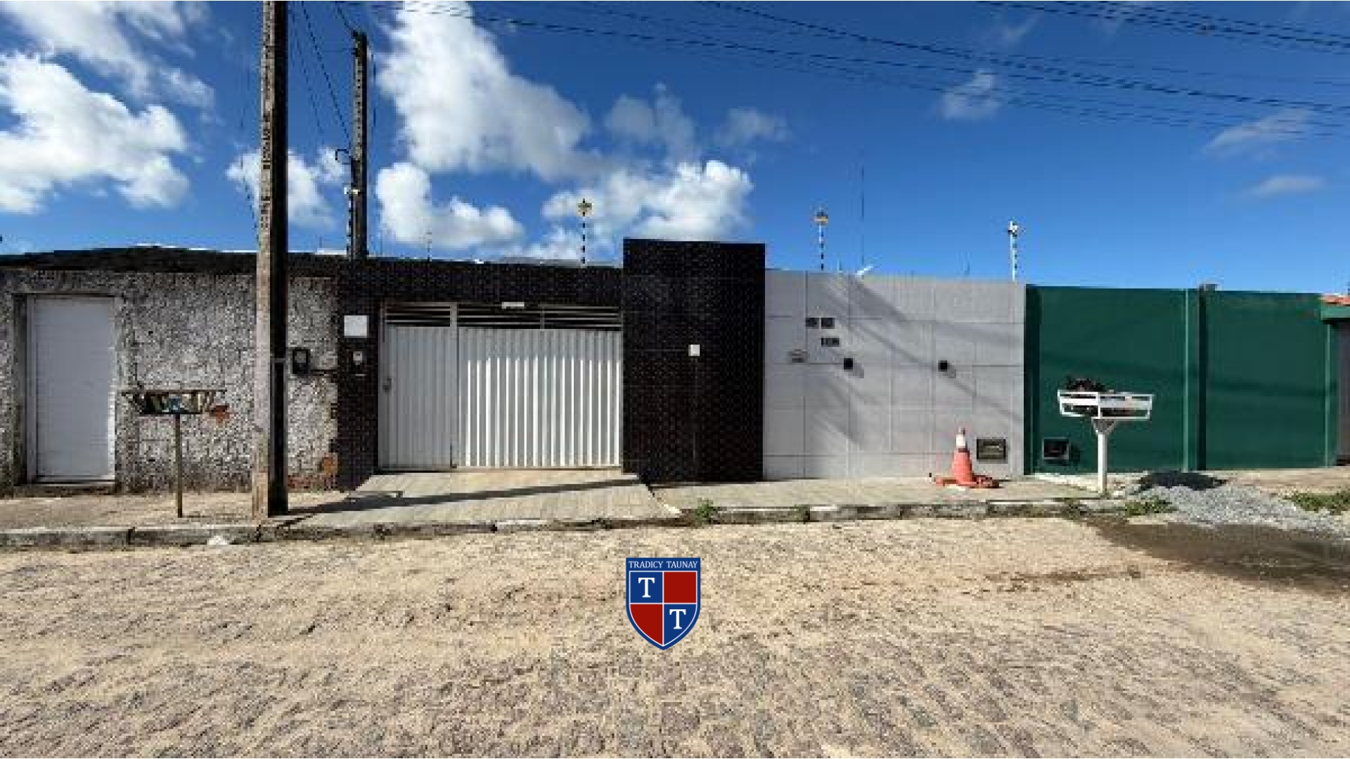 Foto 1 de CASA em POVOADO PEDRAS, MARECHAL DEODORO/AL - Imóvel Retomado CAIXA Ref 8555525065892