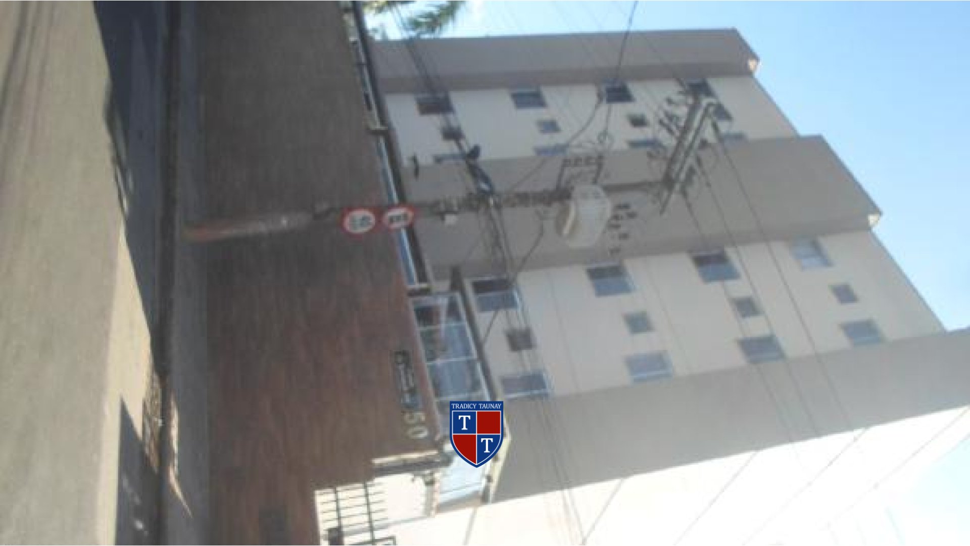 Foto 1 de APARTAMENTO em NOVO HORIZONTE - Imóvel Retomado Caixa