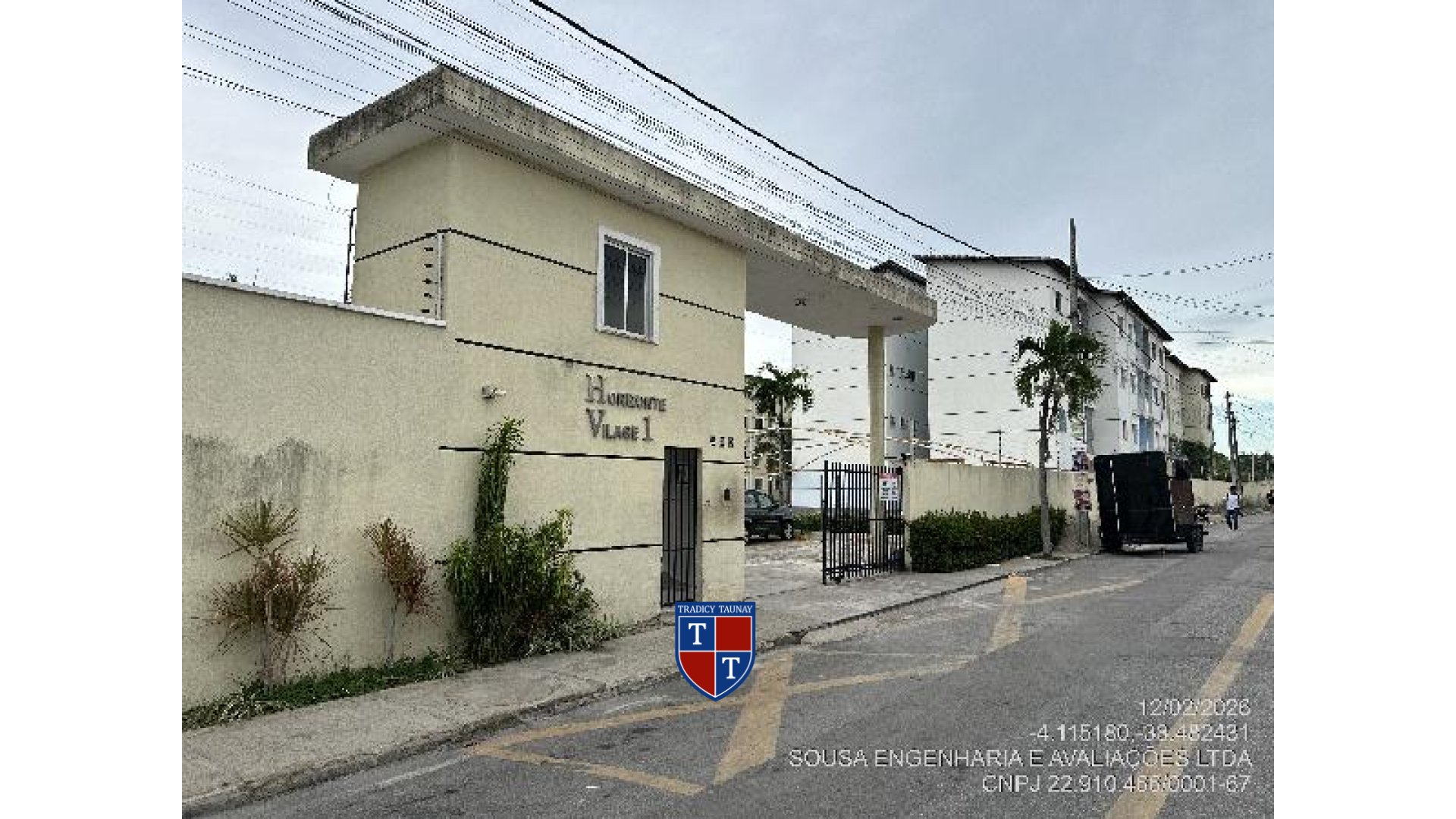 APARTAMENTO em PLANALTO HORIZONTE