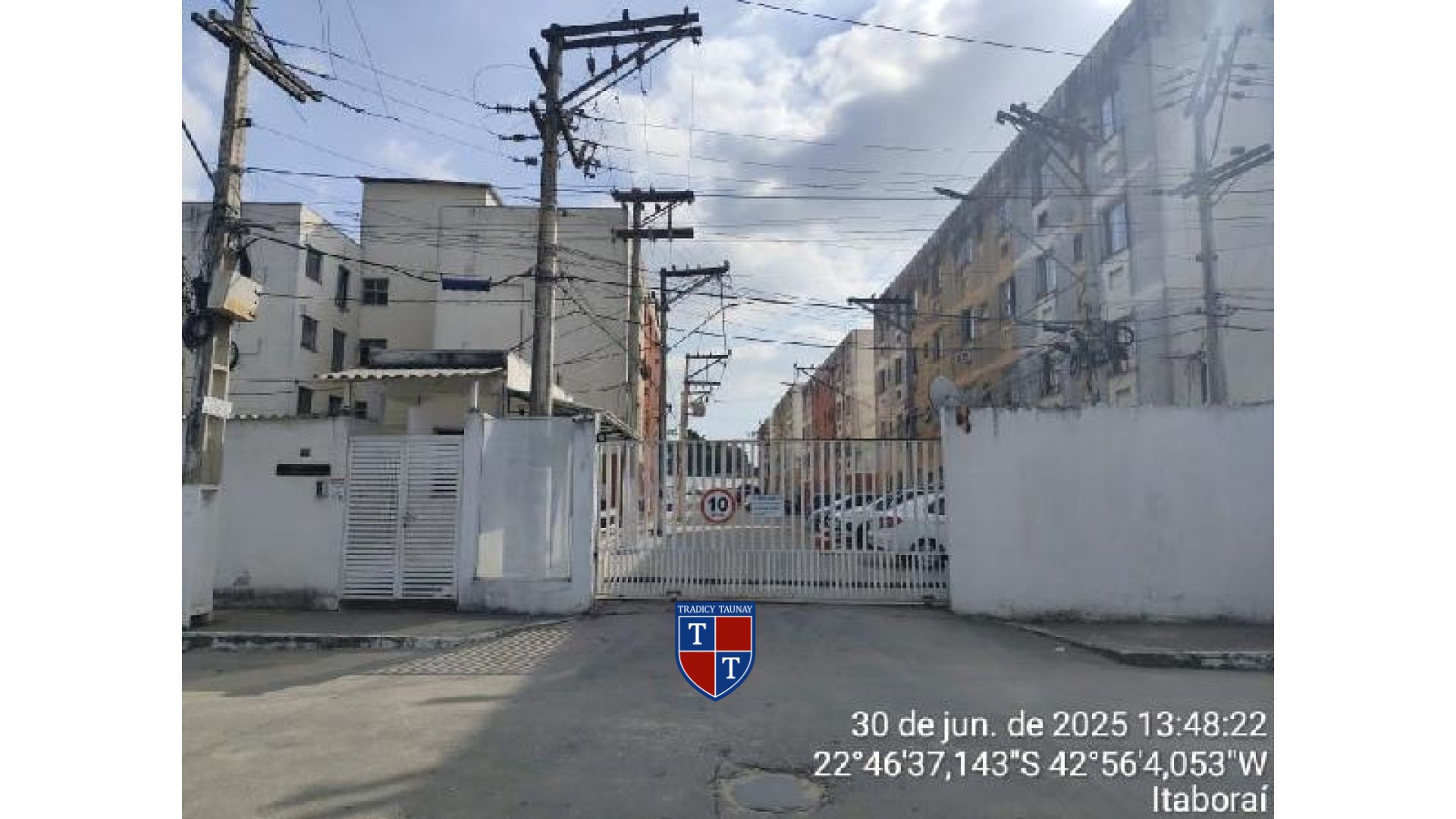 APARTAMENTO em MARAMBAIA (MANILHA)
