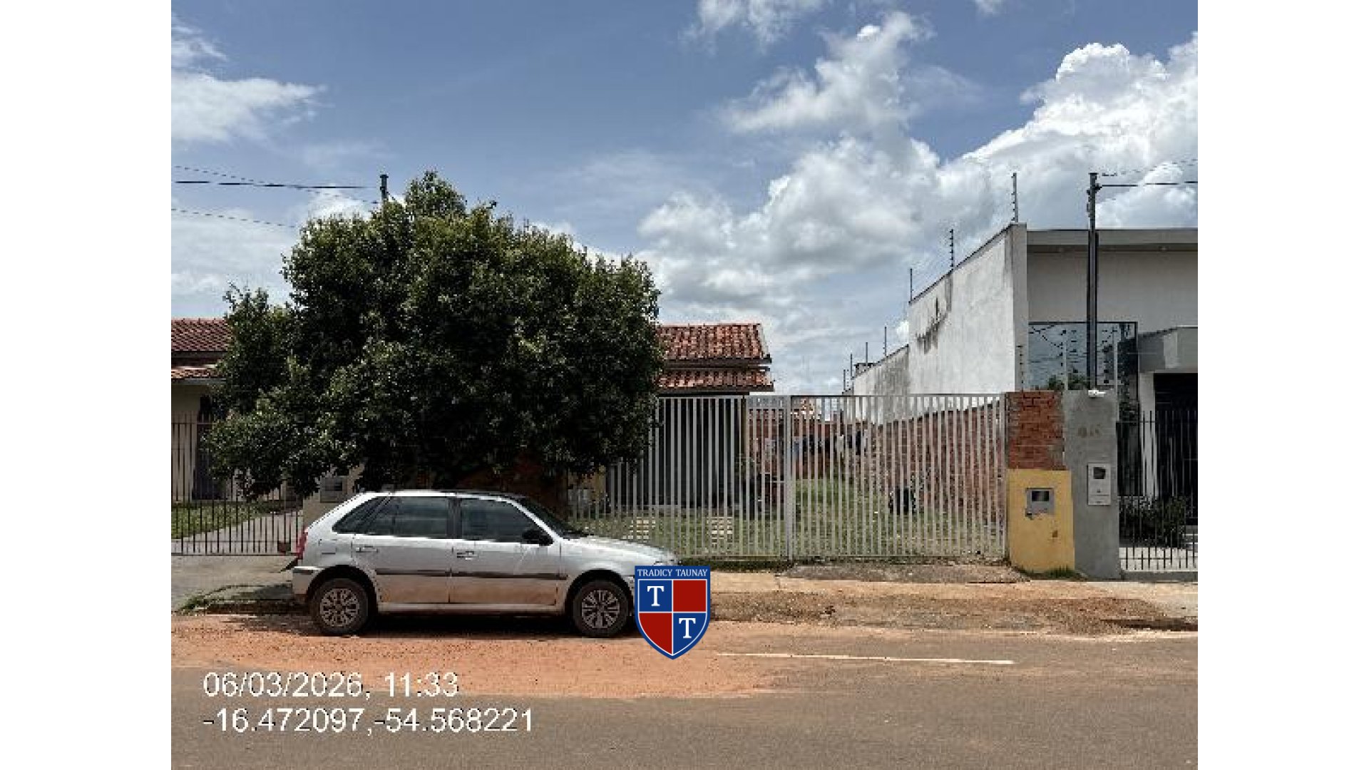 CASA em LOTEAMENTO RESIDENCIAL TRES AMERICAS