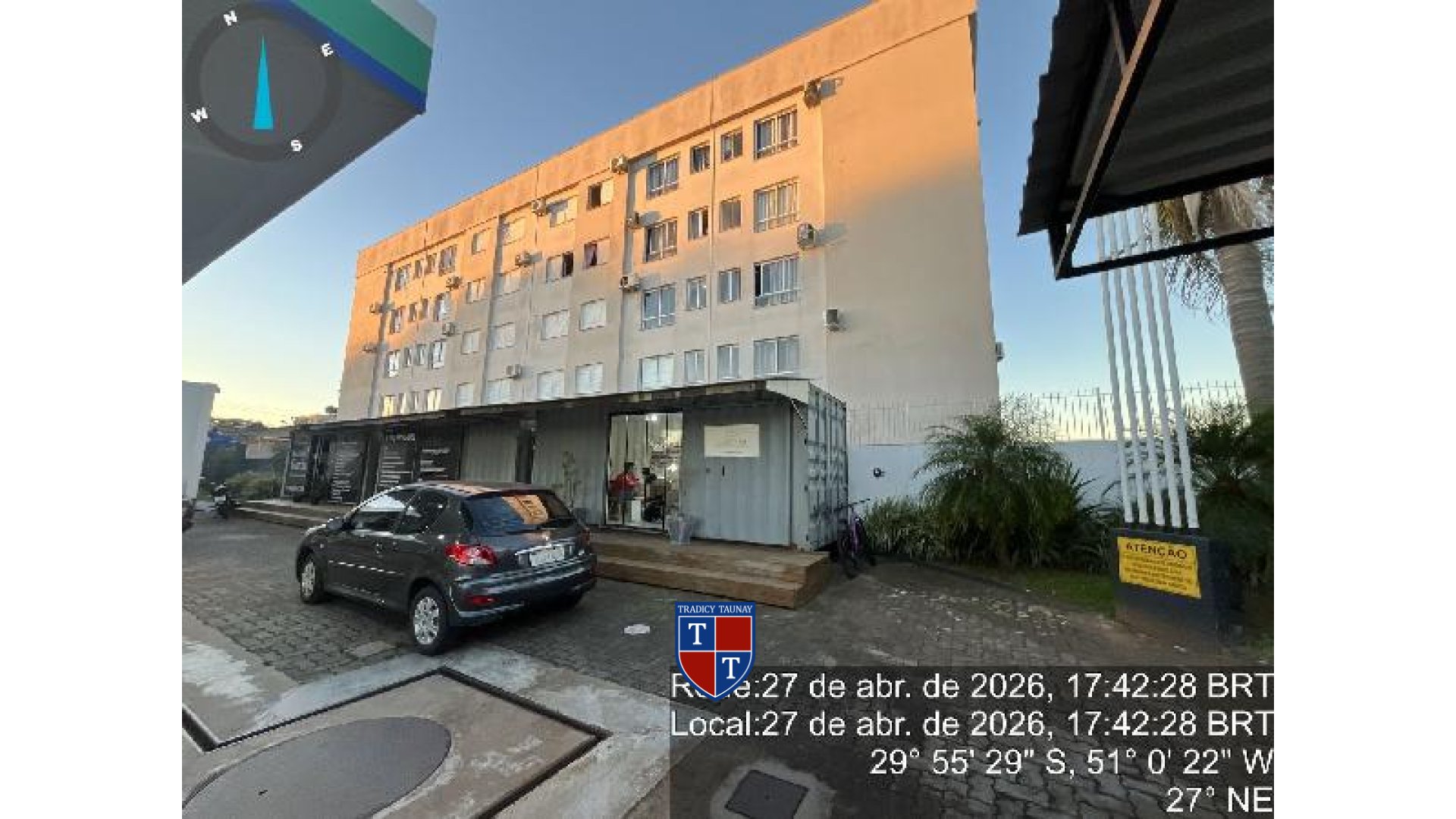 APARTAMENTO em SANTA CRUZ