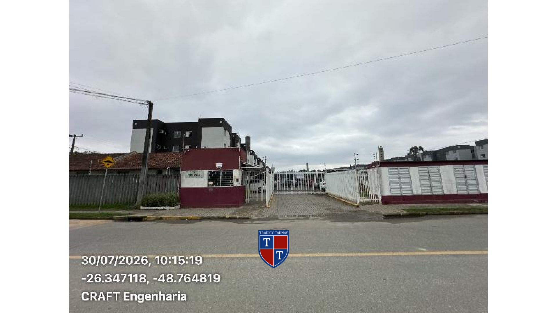 APARTAMENTO em PARANAGUAMIRIM