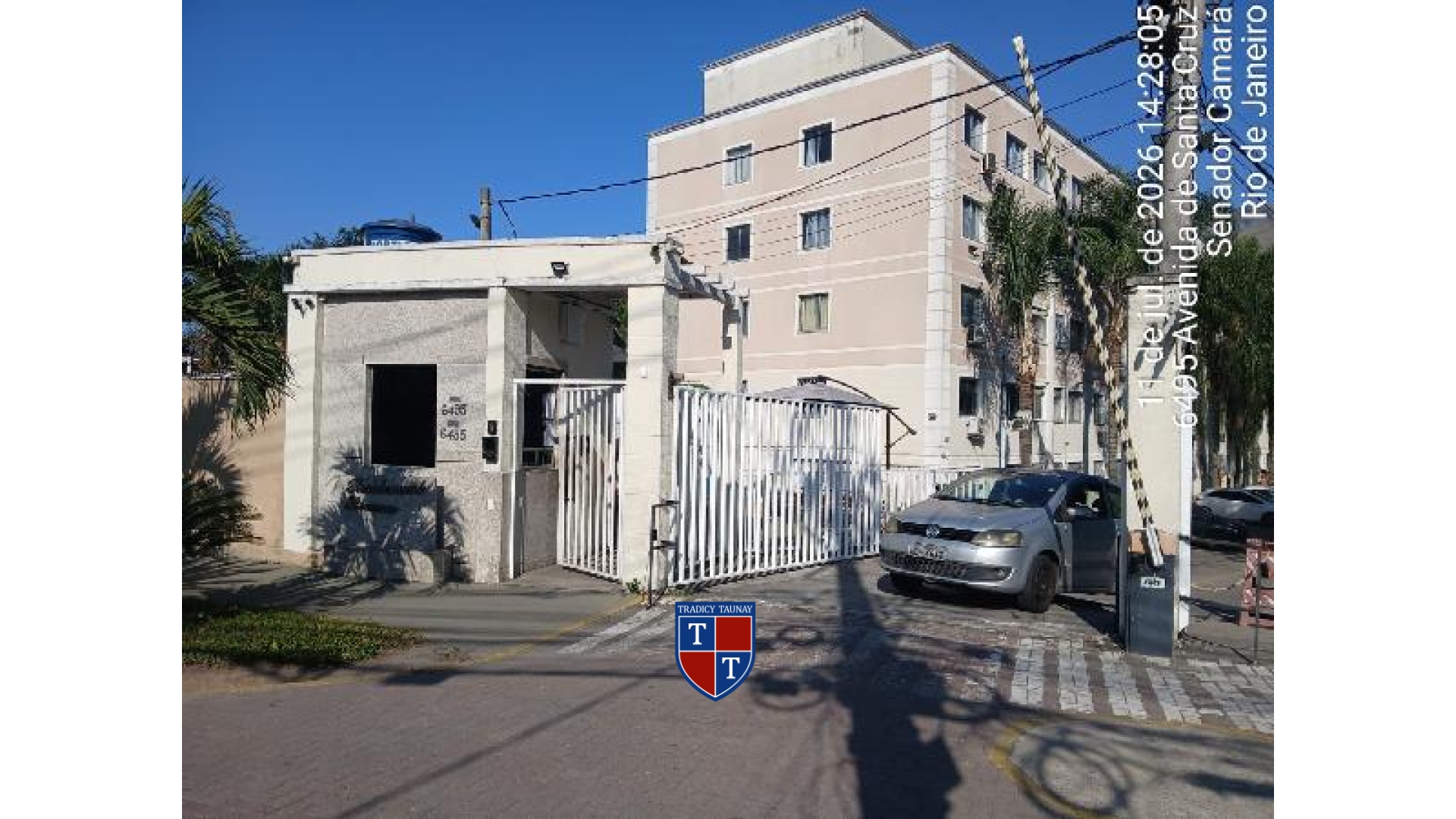 APARTAMENTO em FRE DE CAMPO GRANDE