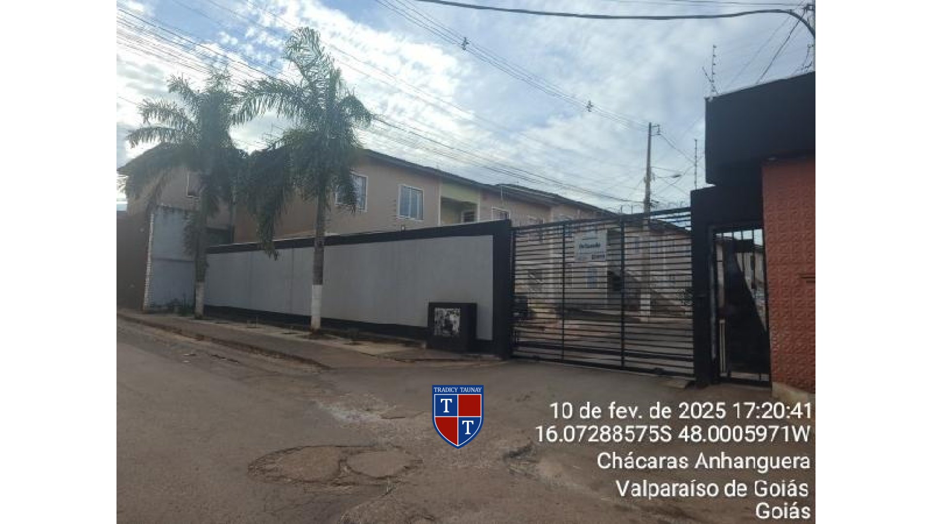 APARTAMENTO em SETOR DE CHACARAS ANHANGUERA A