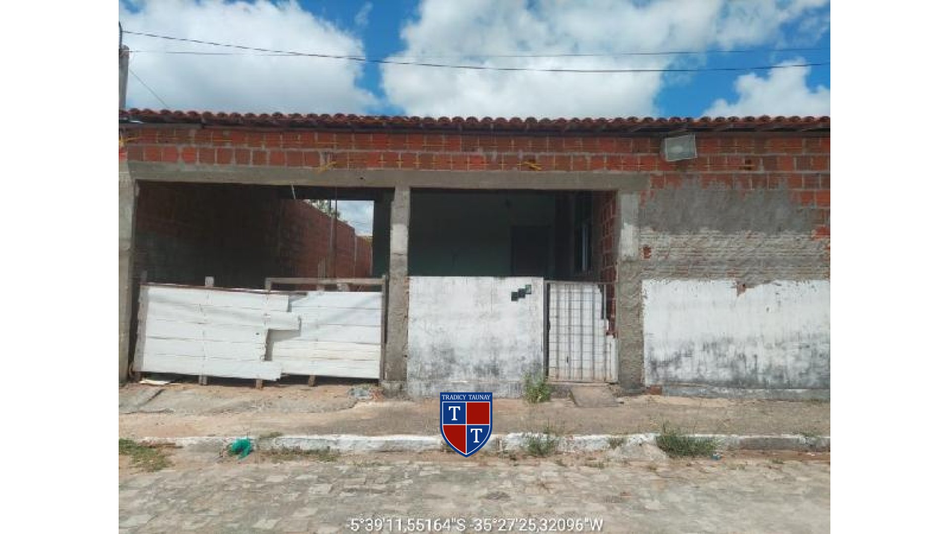 CASA em LOT RES OTAVIO PRAXE