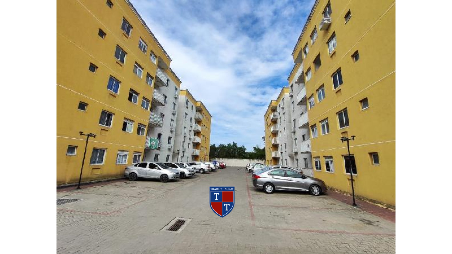 APARTAMENTO em SANTA LUZIA