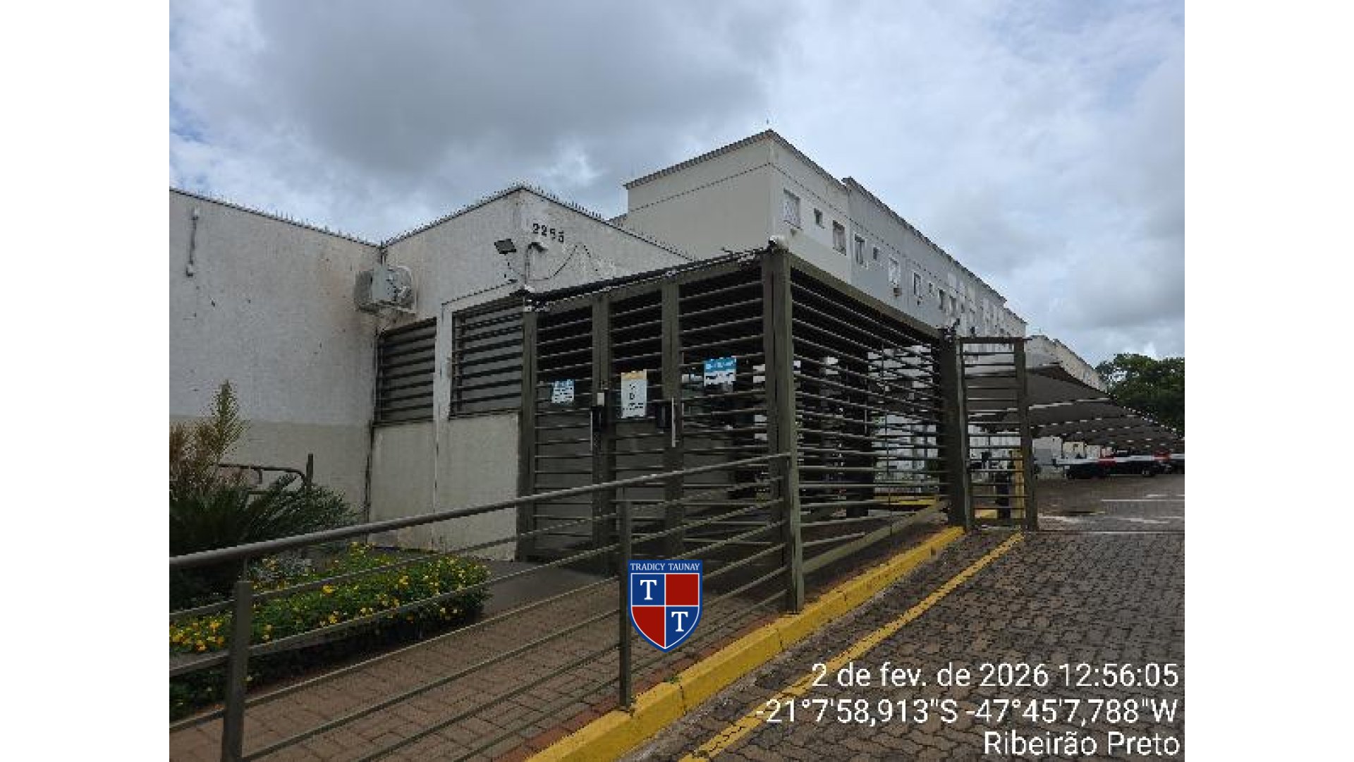APARTAMENTO em JARDIM FLORESTAN FERNANDES
