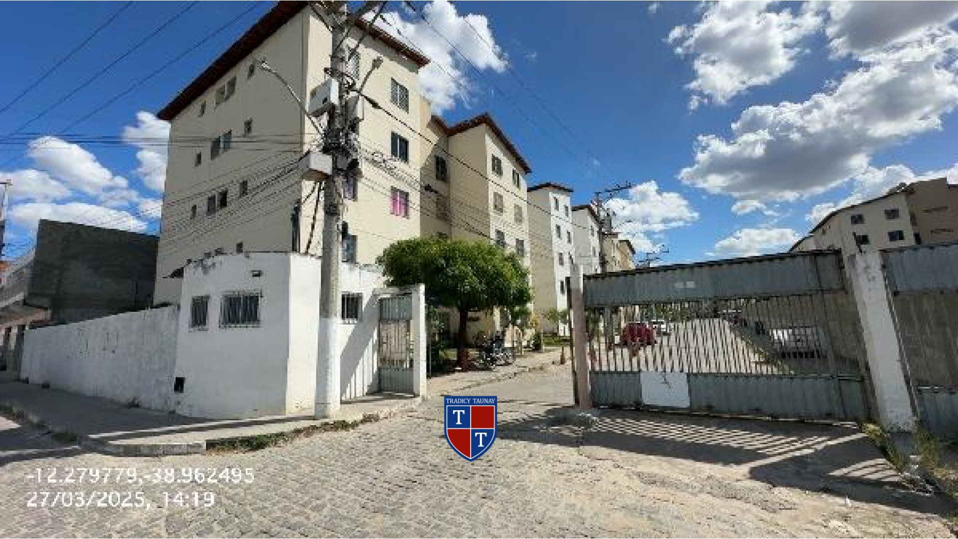APARTAMENTO em TOMBA