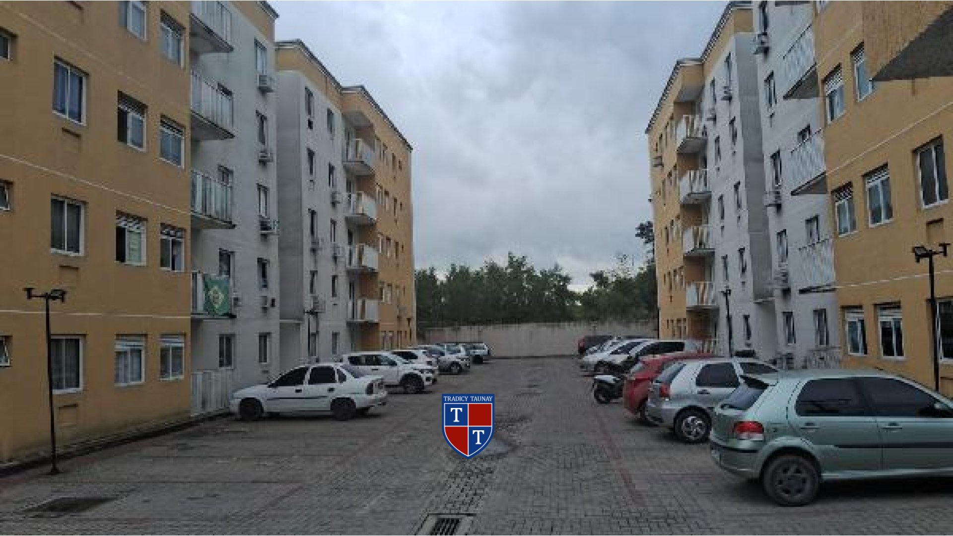 APARTAMENTO em SANTA LUZIA