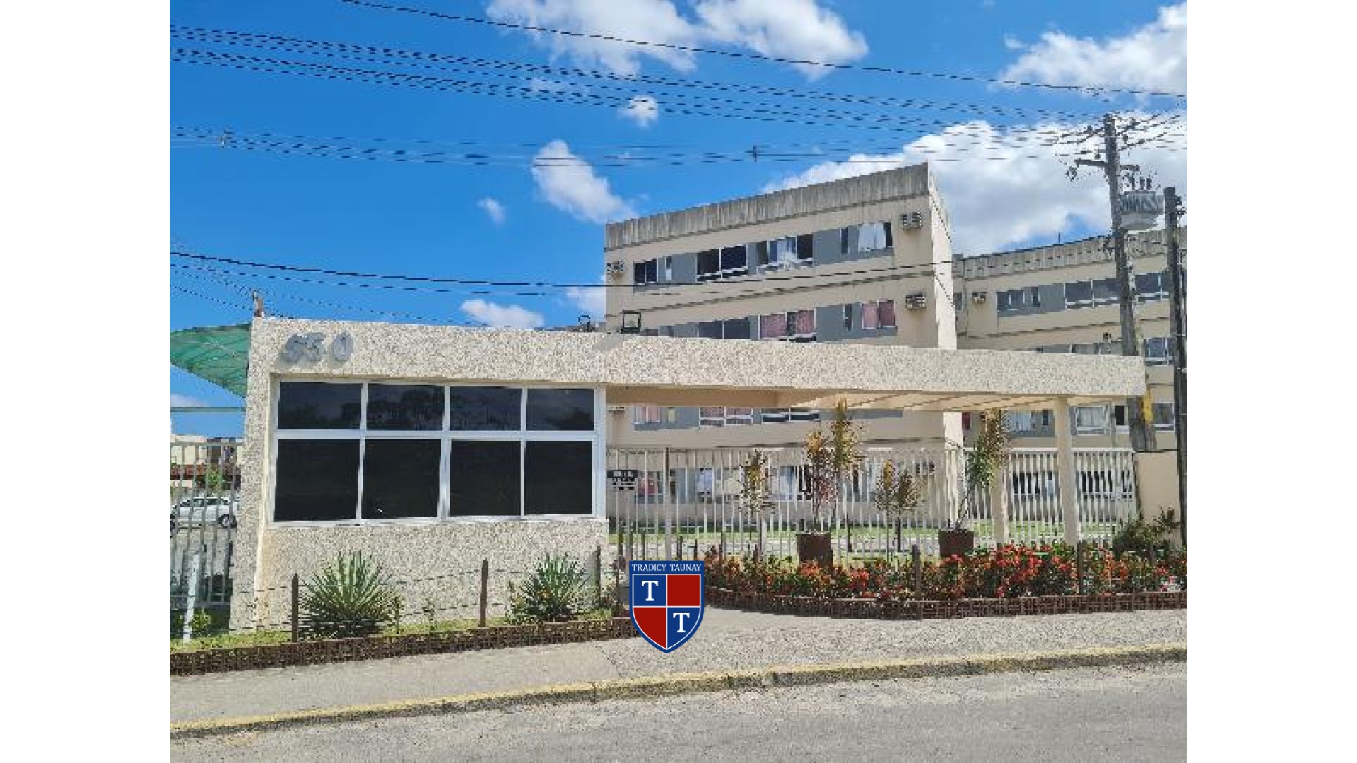 APARTAMENTO em PIXETE
