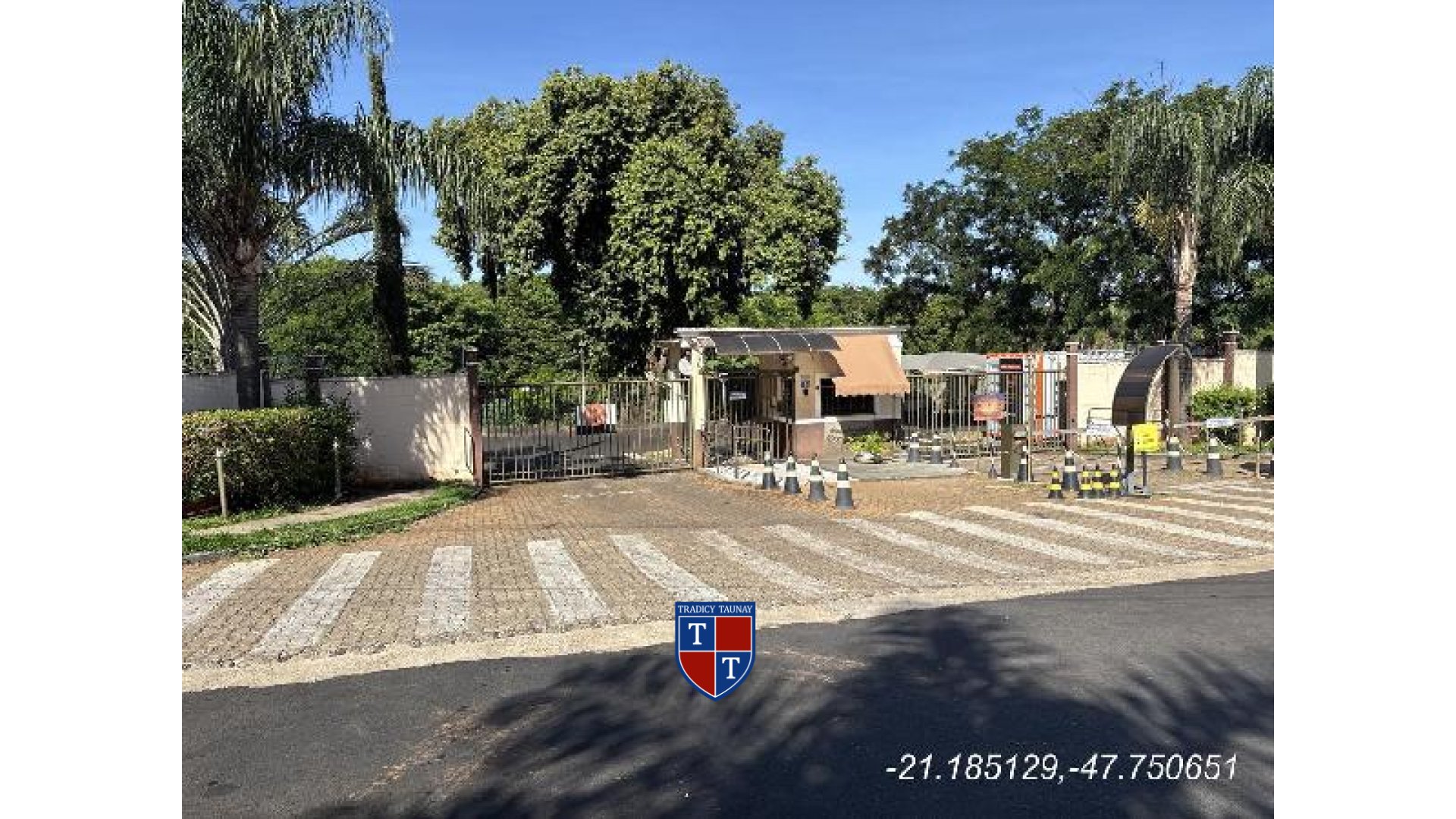 APARTAMENTO em PARQUE SAO SEBASTIAO