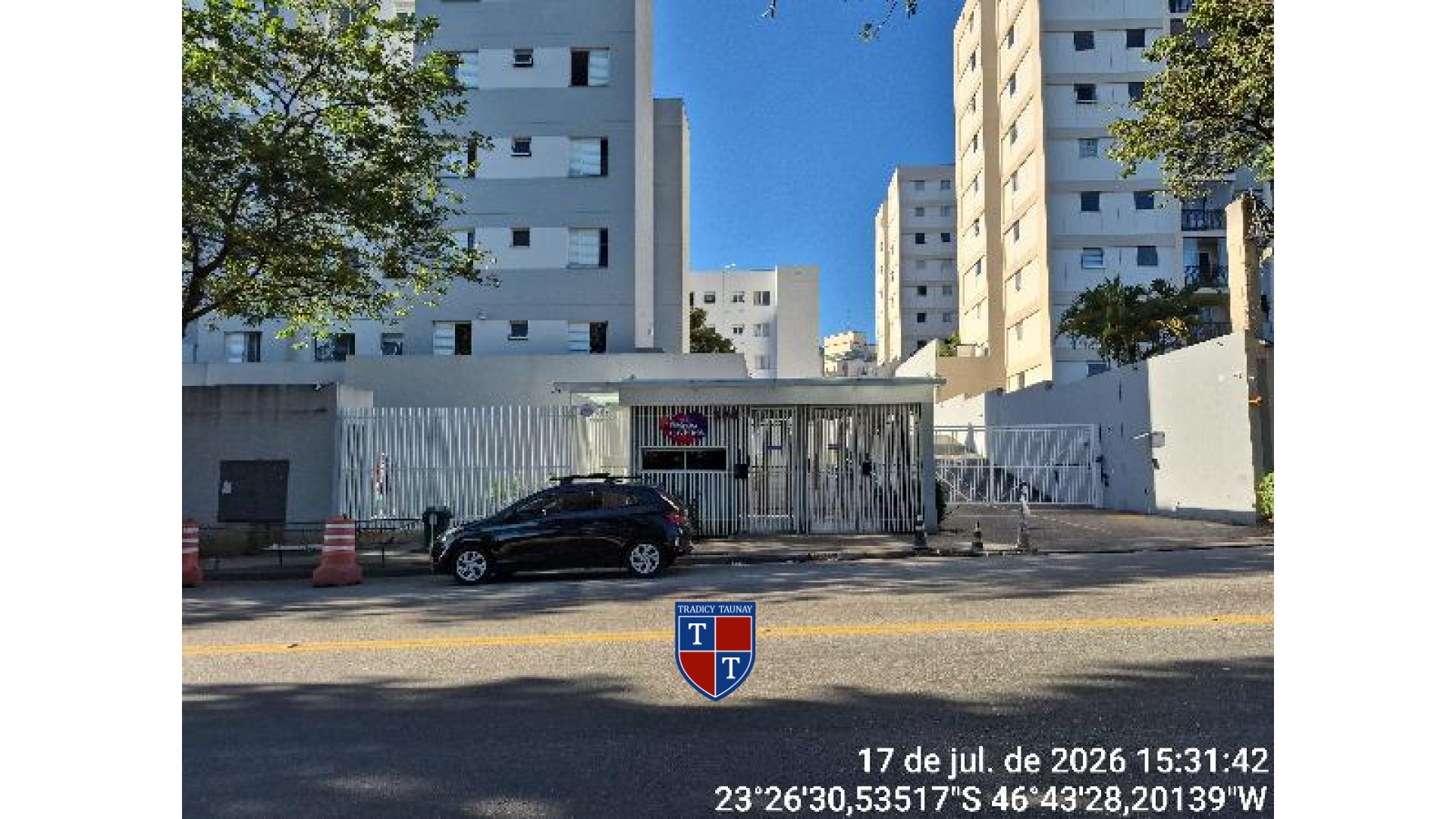 APARTAMENTO em ED PRIMAVERA