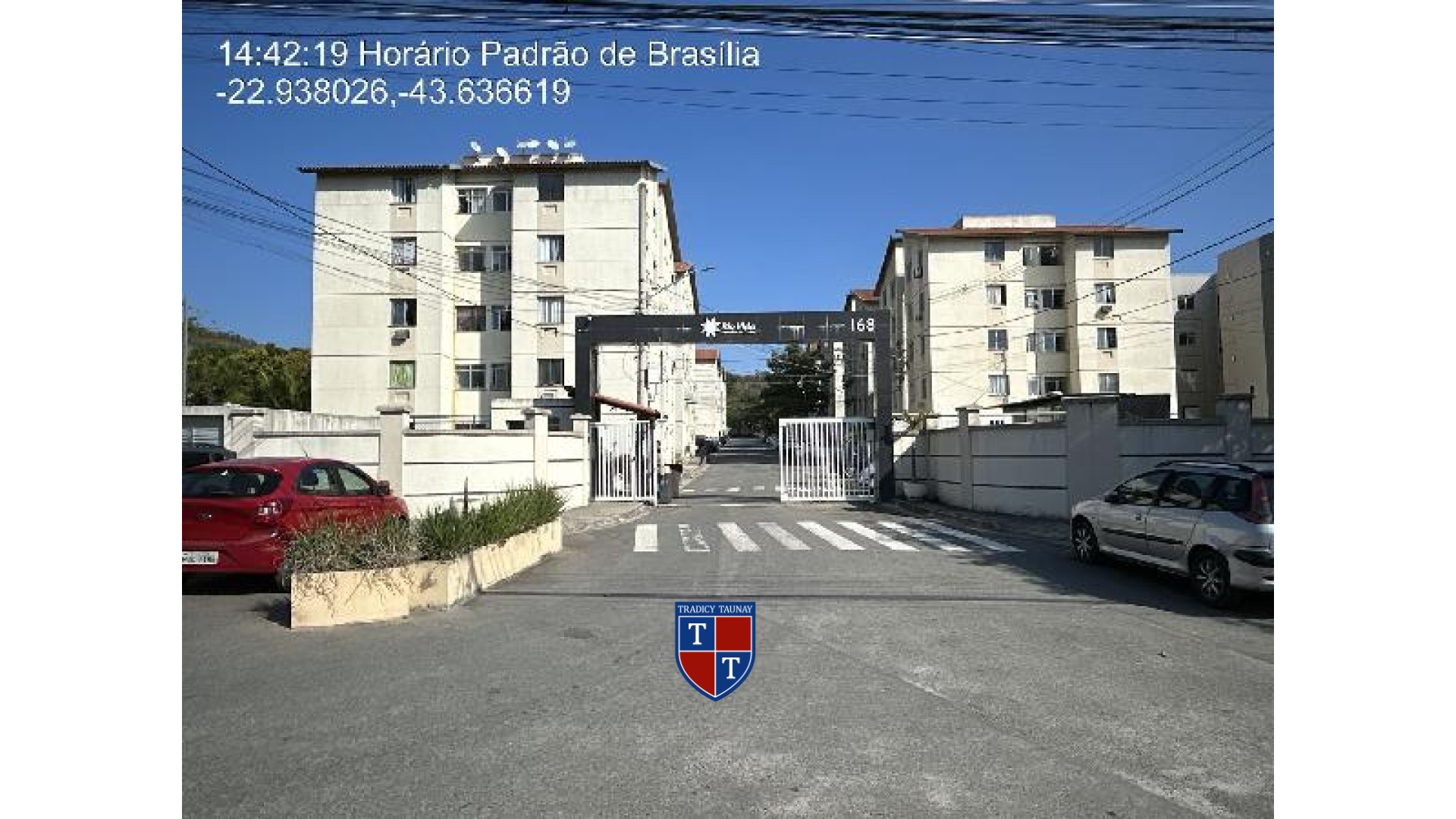 APARTAMENTO em SANTA CRUZ
