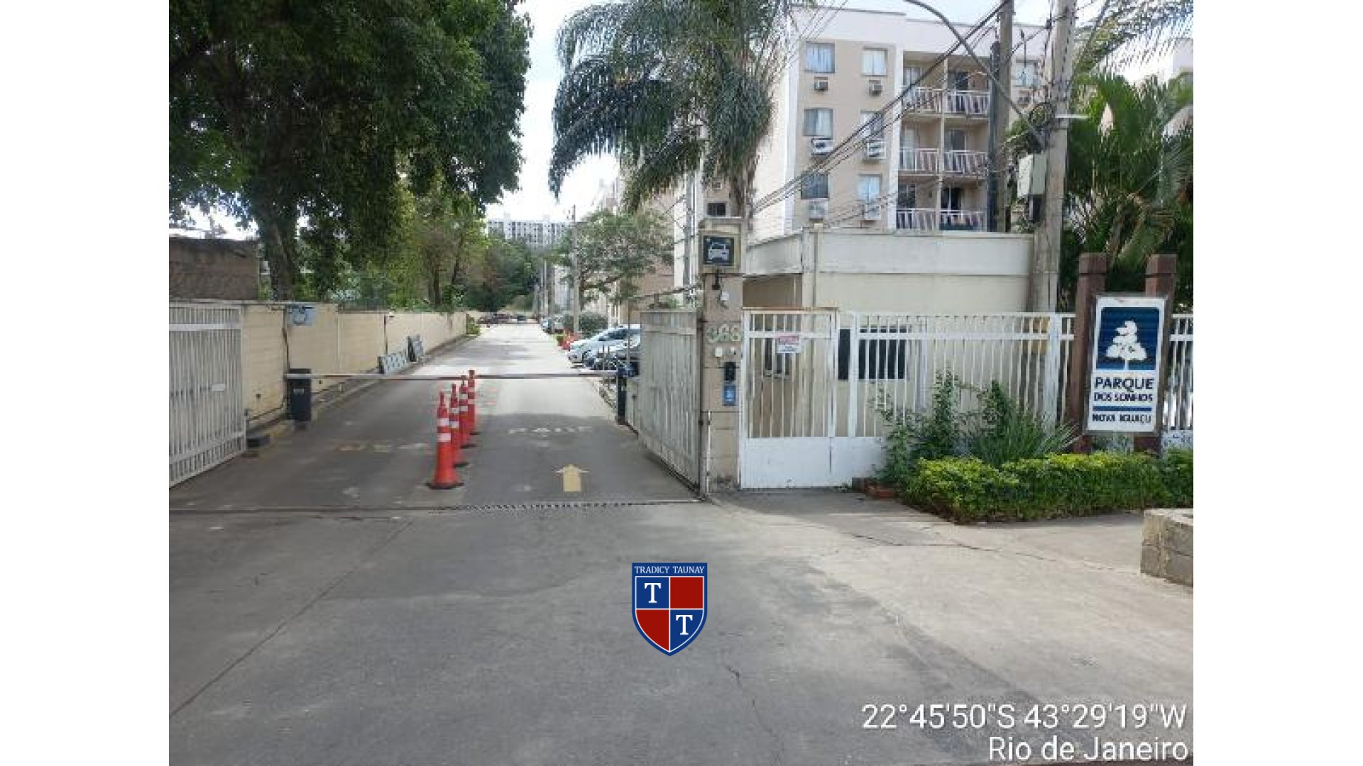 APARTAMENTO em JARDIM ALVORADA