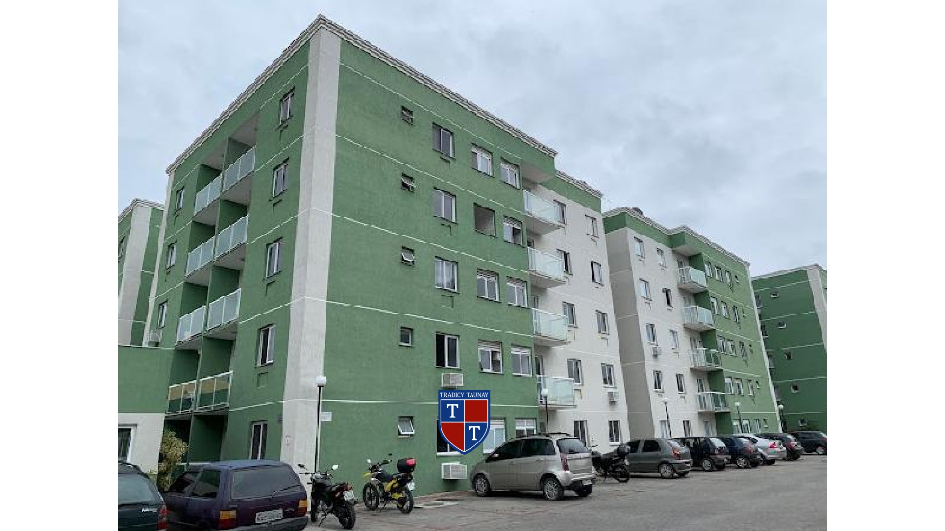 APARTAMENTO em SANTA LUZIA