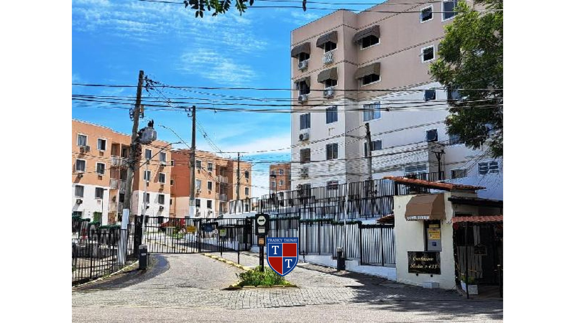 APARTAMENTO em PAVUNA