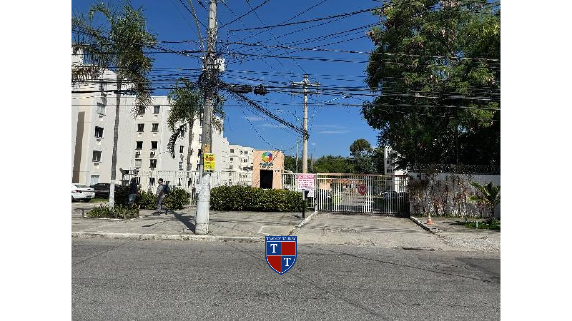 APARTAMENTO em CAMPO GRANDE