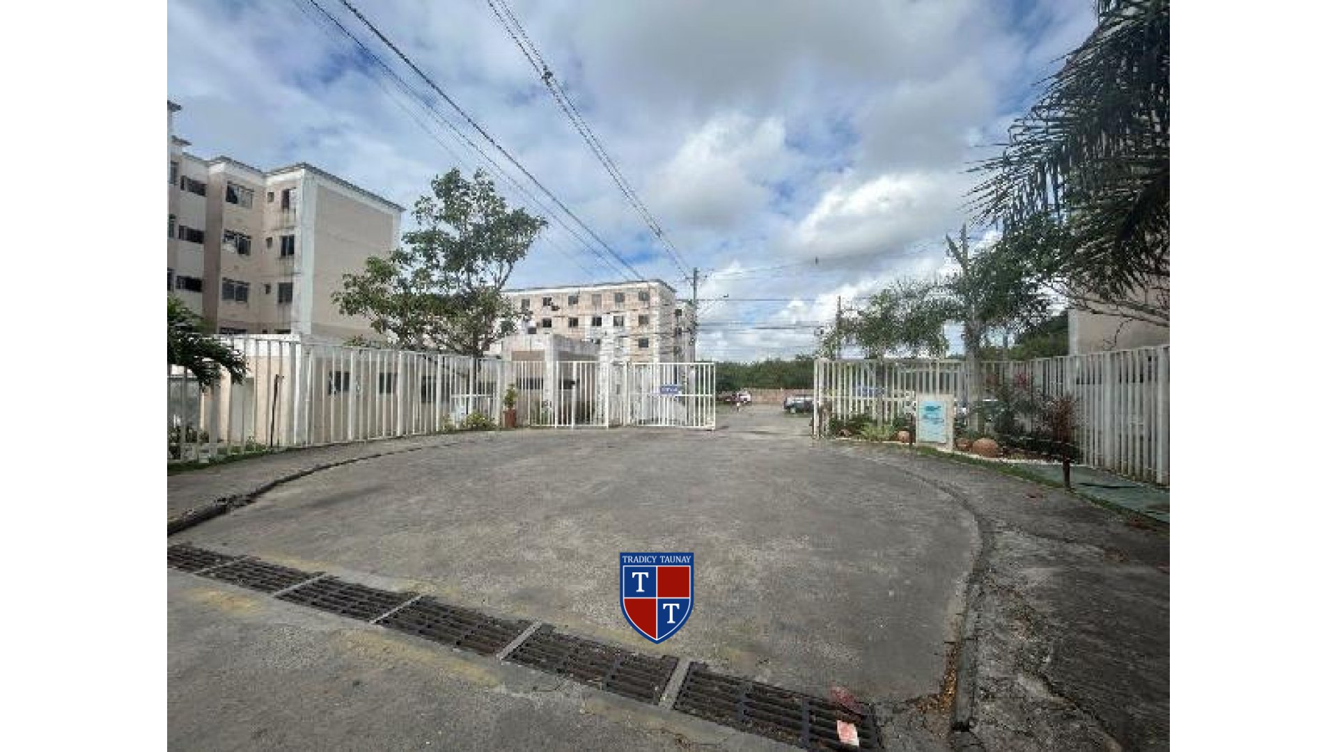 APARTAMENTO em CATU DE ABRANTES (ABRANTES)