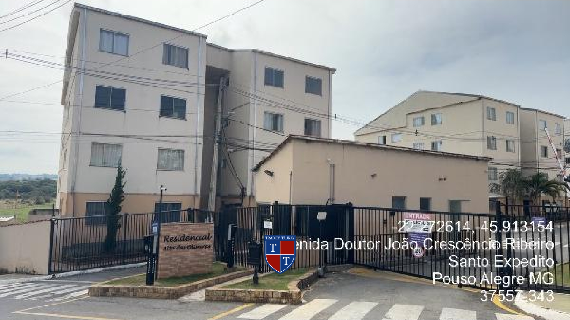 APARTAMENTO em SANTO EXPEDITO III