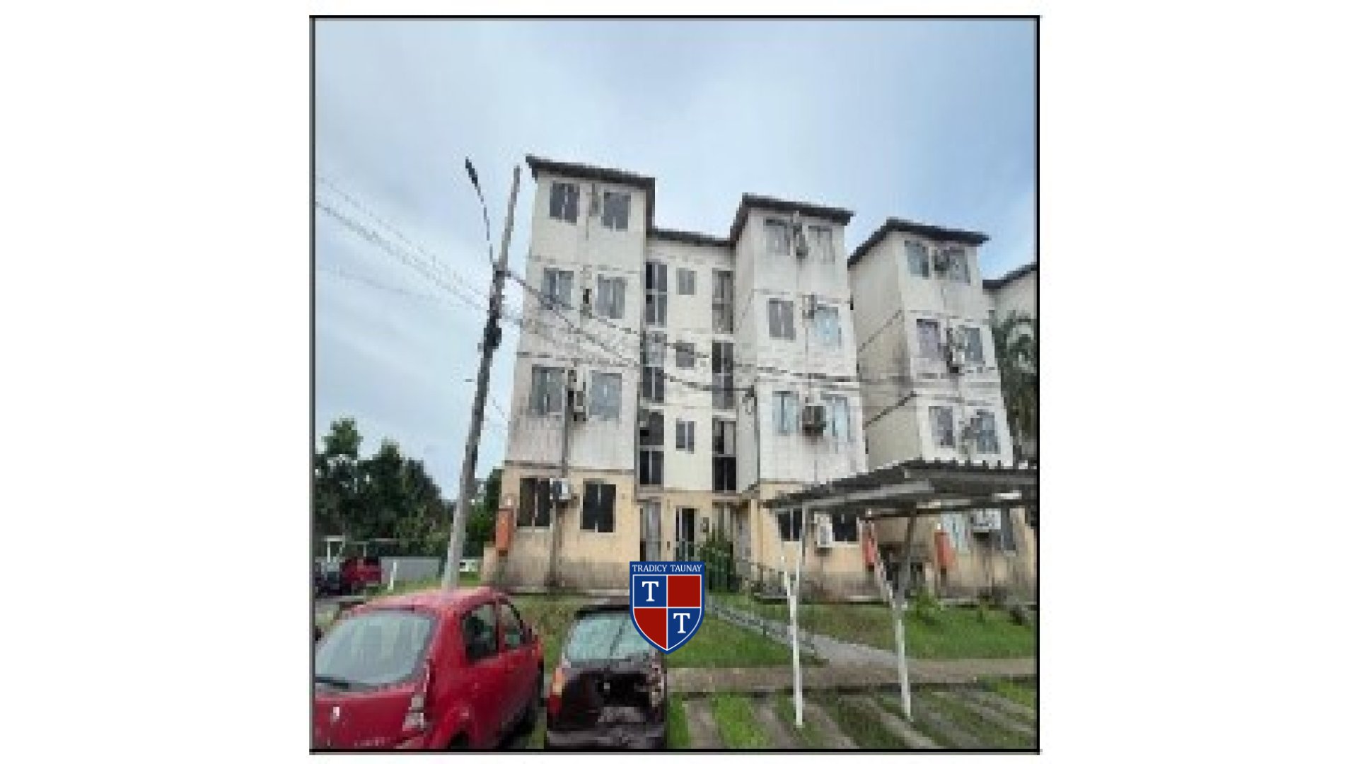 APARTAMENTO em LAGO AZUL