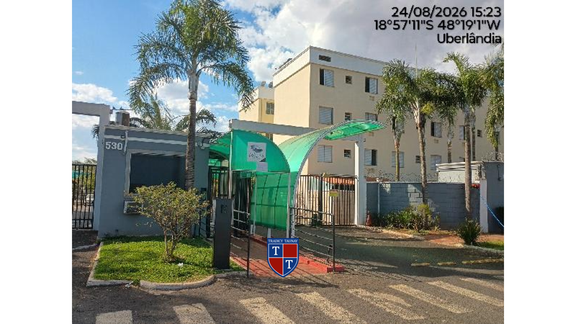 APARTAMENTO em JARDIM HOLANDA