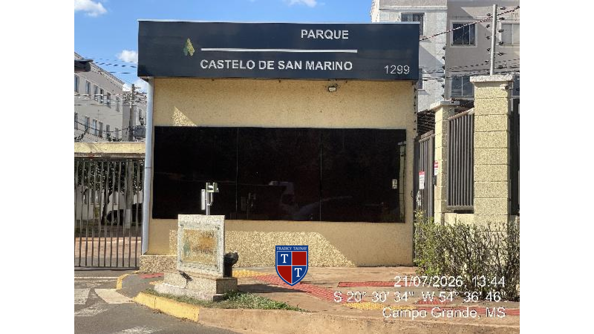 APARTAMENTO em PIONEIROS