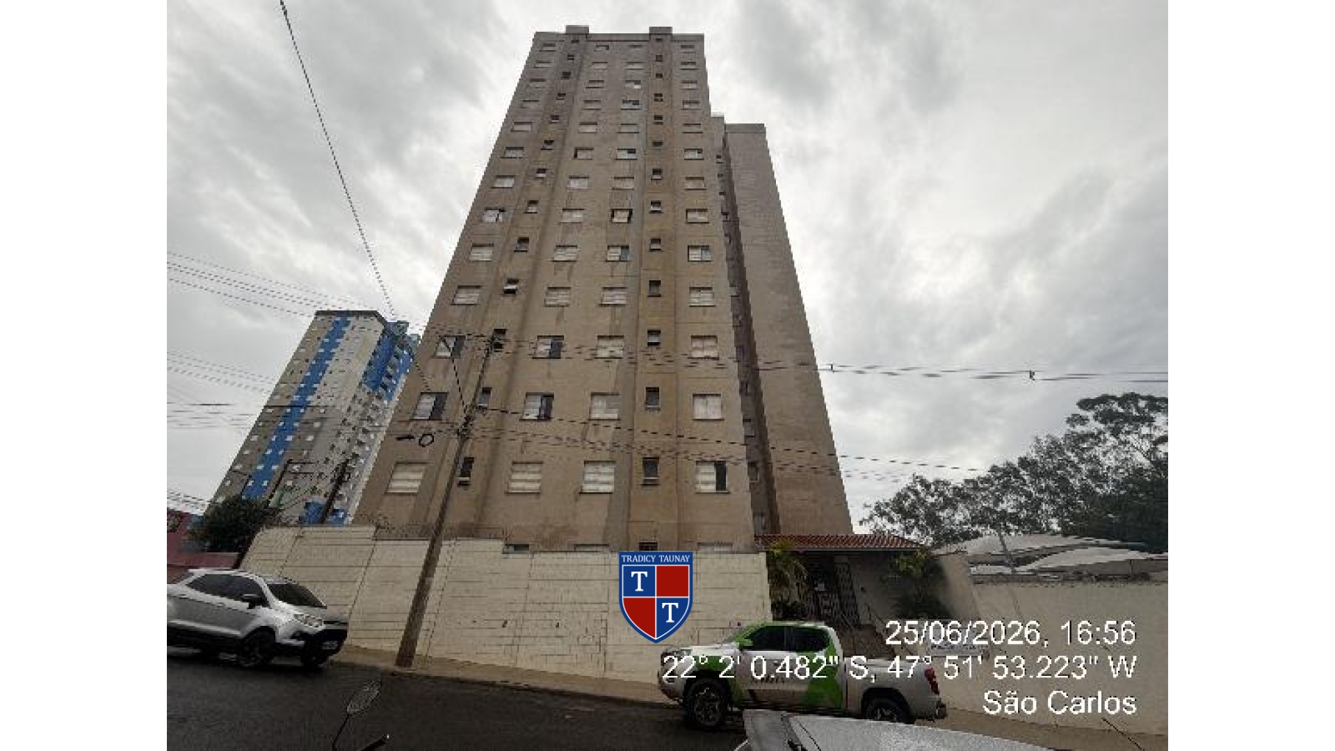 APARTAMENTO em JARDIM DONA FRANCISCA
