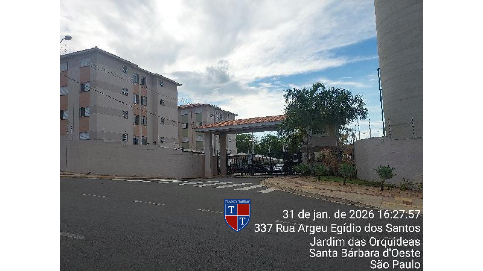 APARTAMENTO em PLANALTO DO SOL II