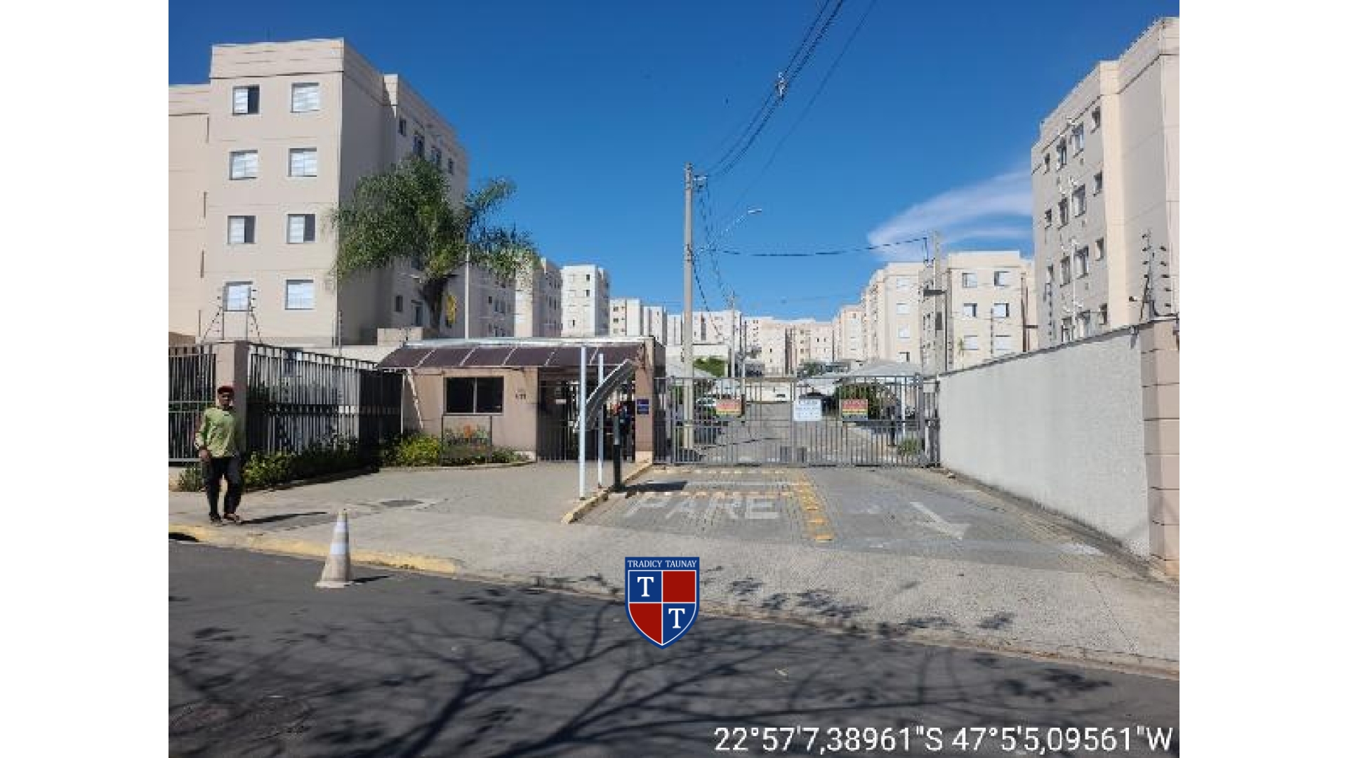 APARTAMENTO em JARDIM NOEMIA