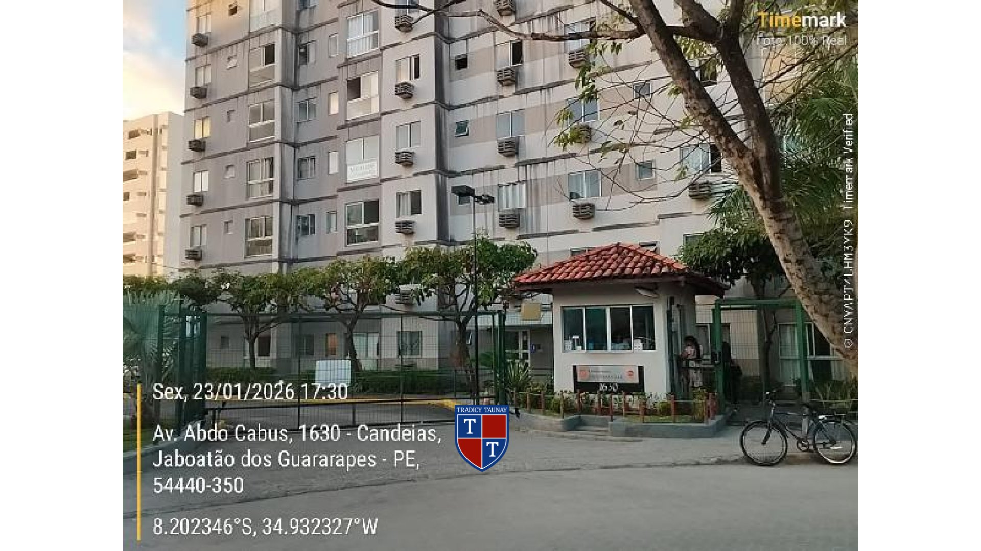 Foto 1 de APARTAMENTO em CANDEIAS - Imóvel Retomado Caixa